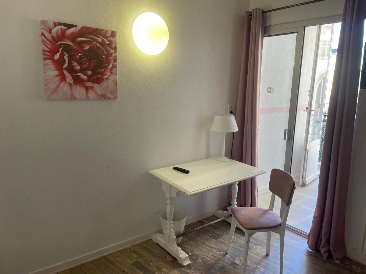 Hotel Au Chapon Fin Puvatya Dış mekan fotoğraf