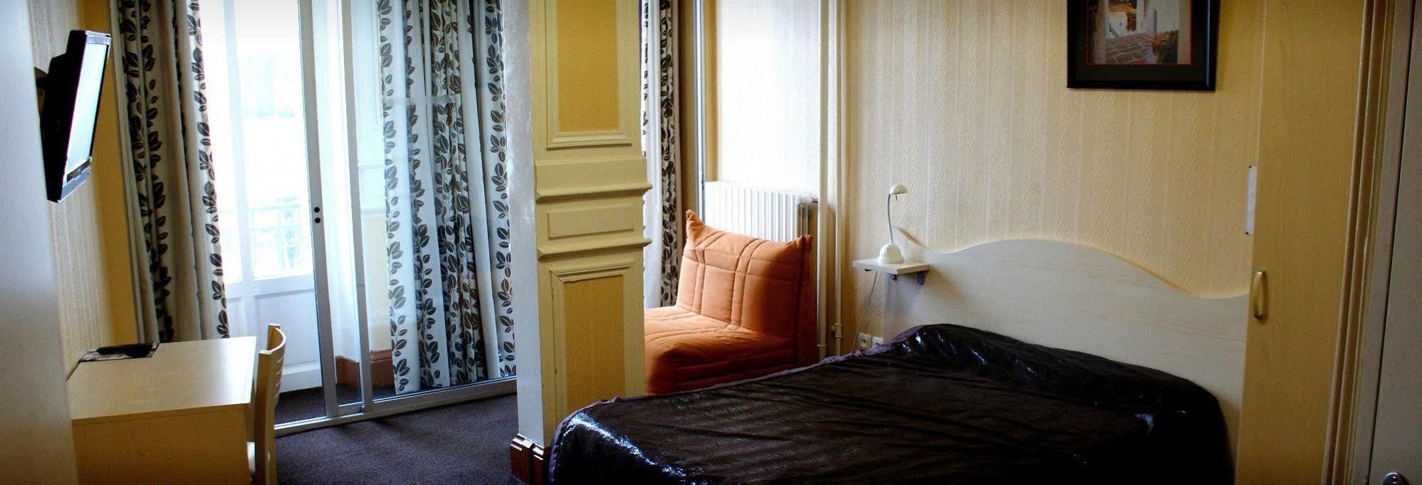 Hotel Au Chapon Fin Puvatya Dış mekan fotoğraf