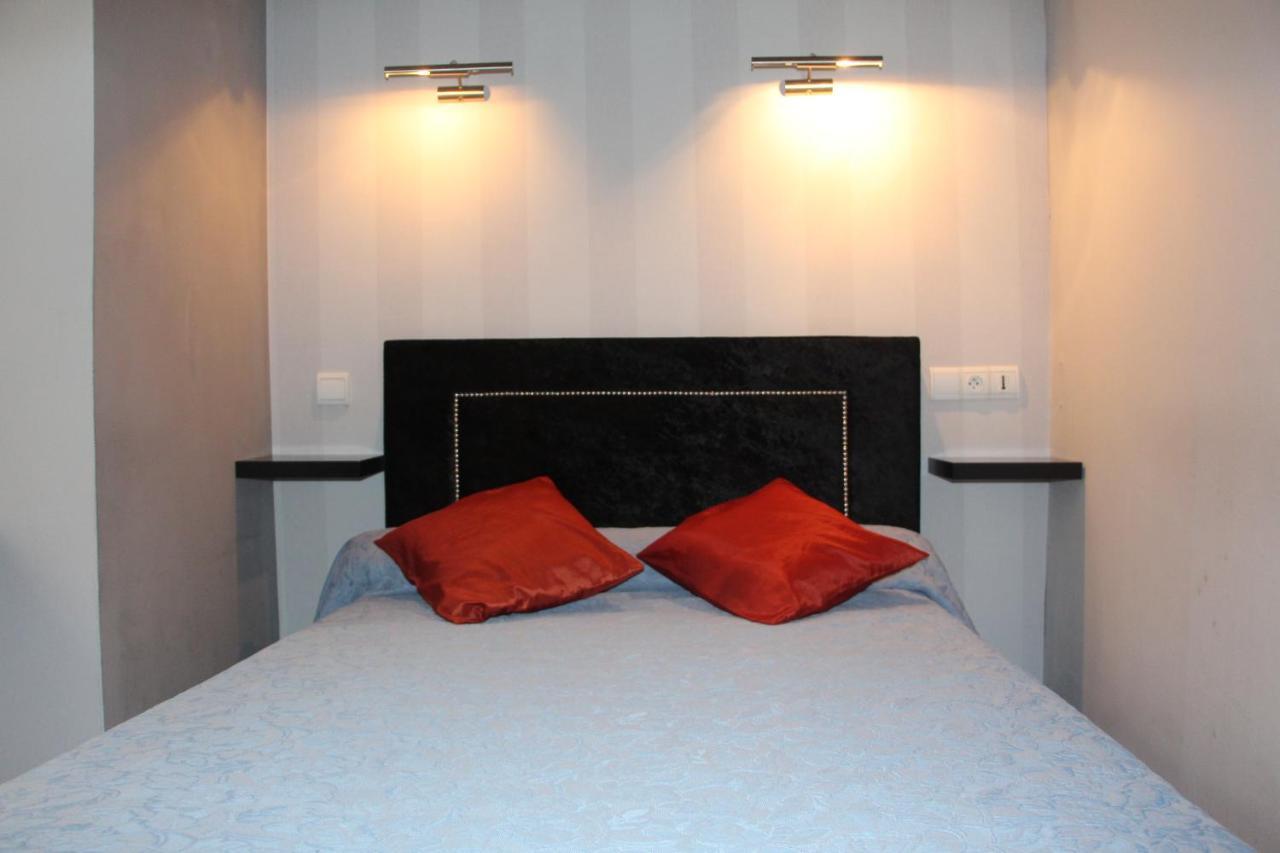 Hotel Au Chapon Fin Puvatya Dış mekan fotoğraf